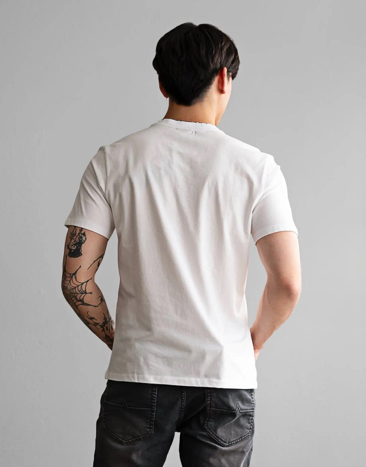 Fade Icon V-Neck White T-Shirt - Subwear